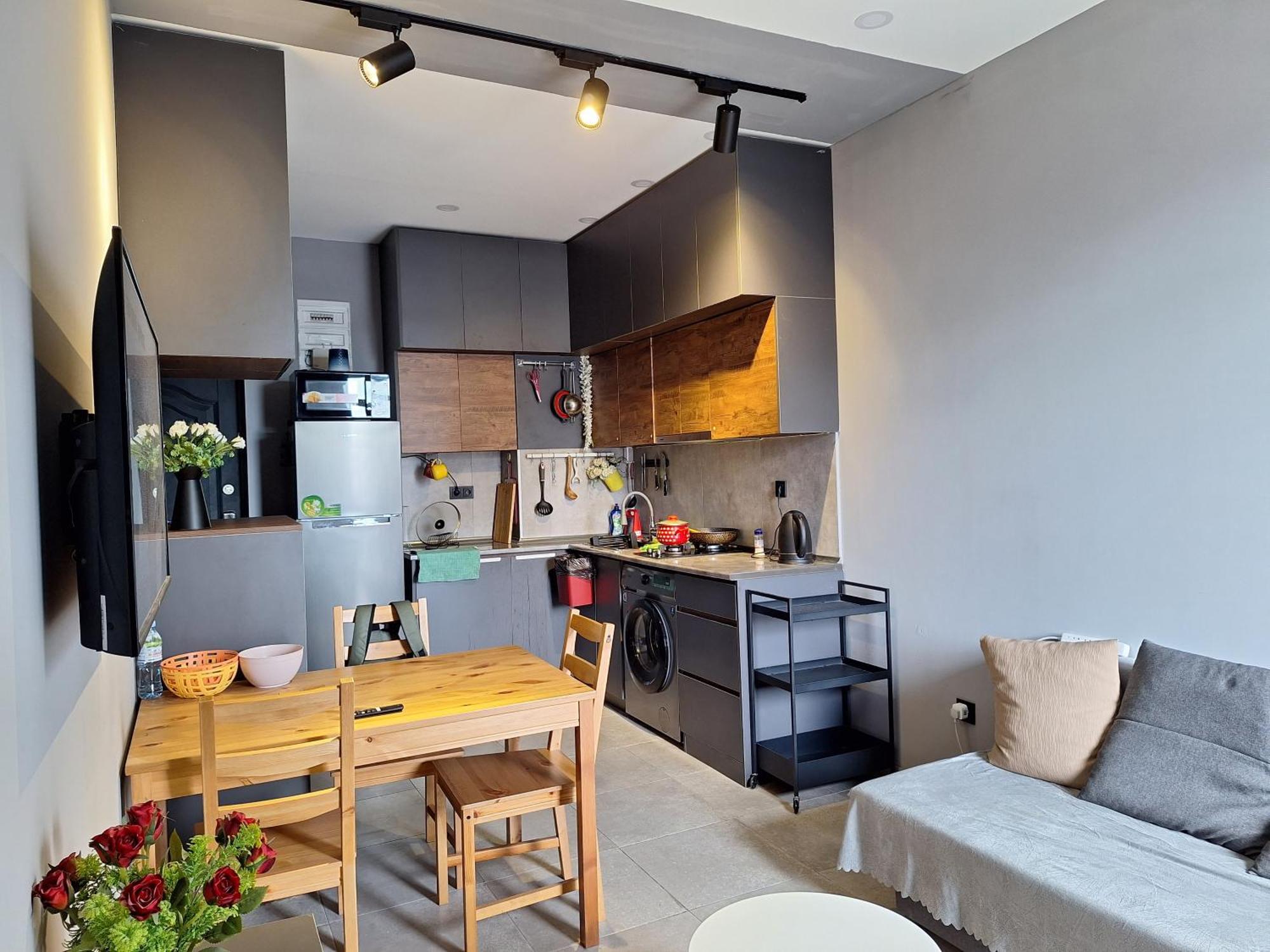 באטומי Chase Dream Hostel追梦空间 מראה חיצוני תמונה